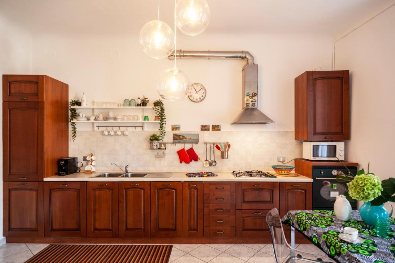 Gioia Home: A Due Passi Dalla Stazione E Con Posto Auto *