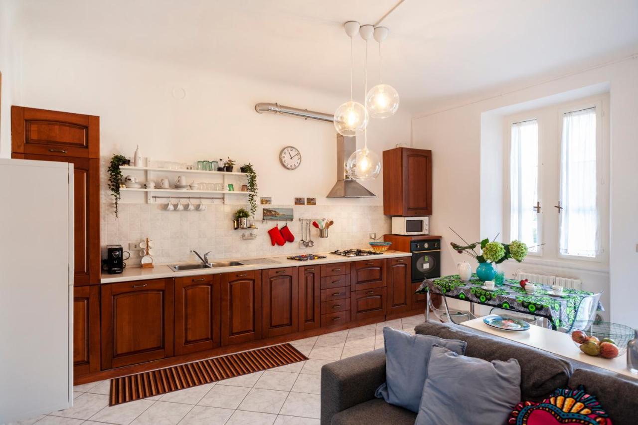 Gioia Home: A Due Passi Dalla Stazione E Con Posto Auto *