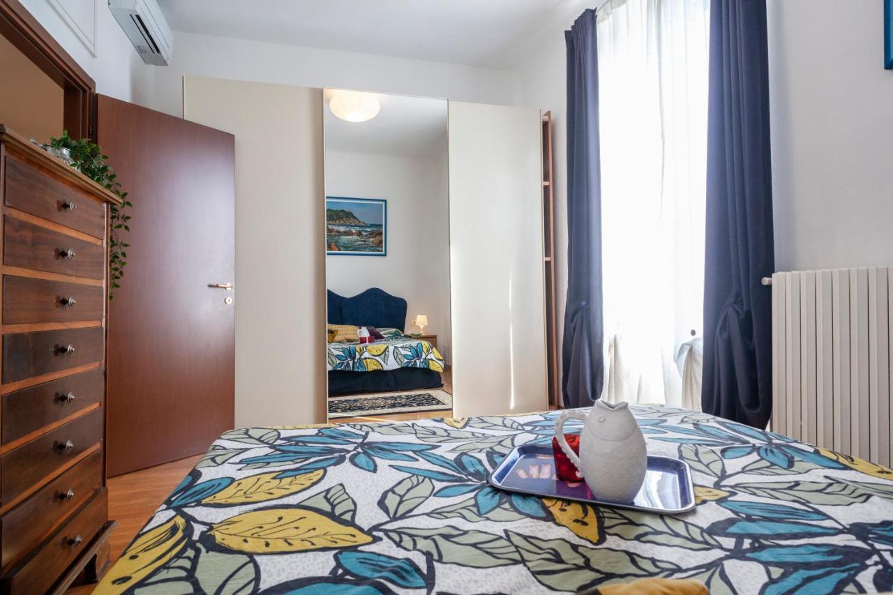 Gioia Home: A Due Passi Dalla Stazione E Con Posto Auto Apartment Mailand